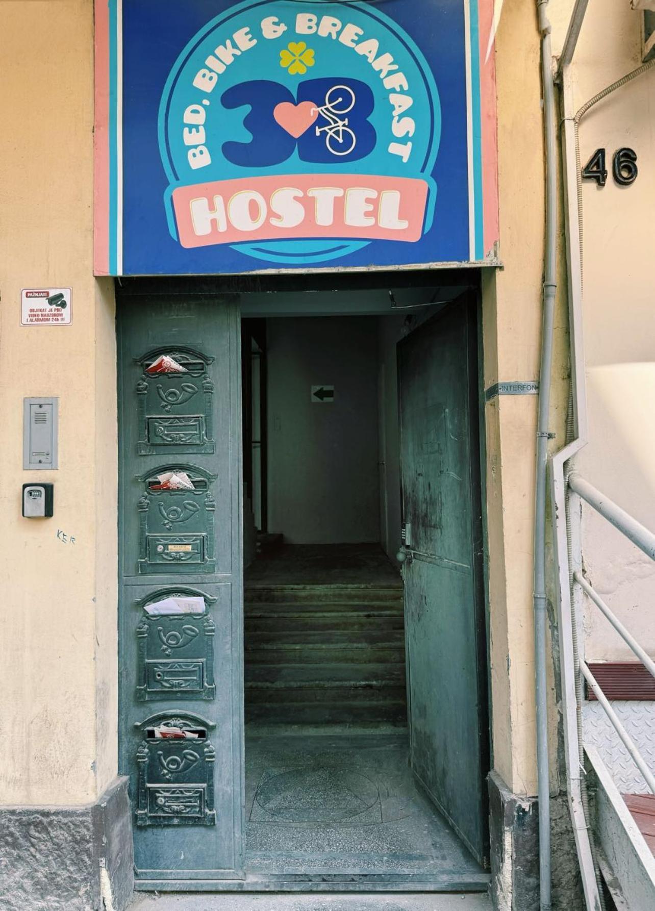 Happy Cat Old Town Hostel Belgrad Exterior foto